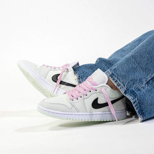 Air Jordan 1 Wmns Low SE Barely Green