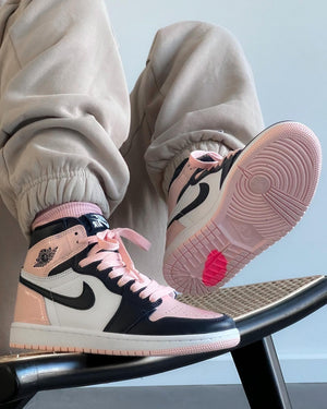 Air Jordan 1 High OG Atmosphere Bubble Gum