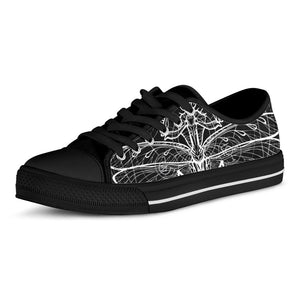 Black And White Mantis Spirit Print Black Low Top Sneakers