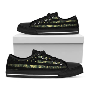 Camouflage American Flag Print Black Low Top Sneakers