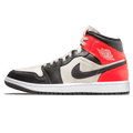Air Jordan 1 Mid SE Wmns Newsprint