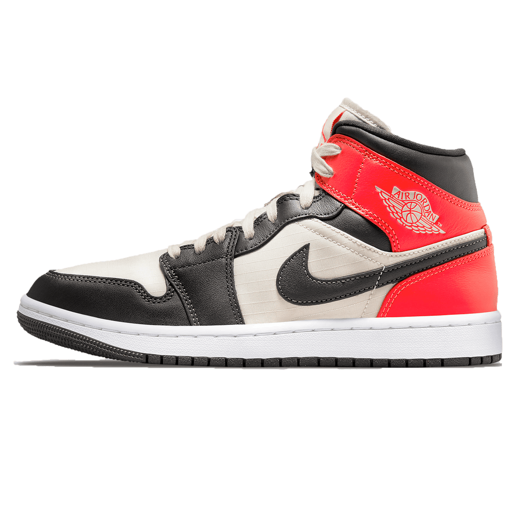 Air Jordan 1 Mid SE Wmns Newsprint