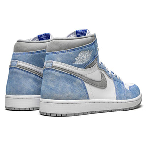 Air Jordan 1 Retro High OG Hyper Royal