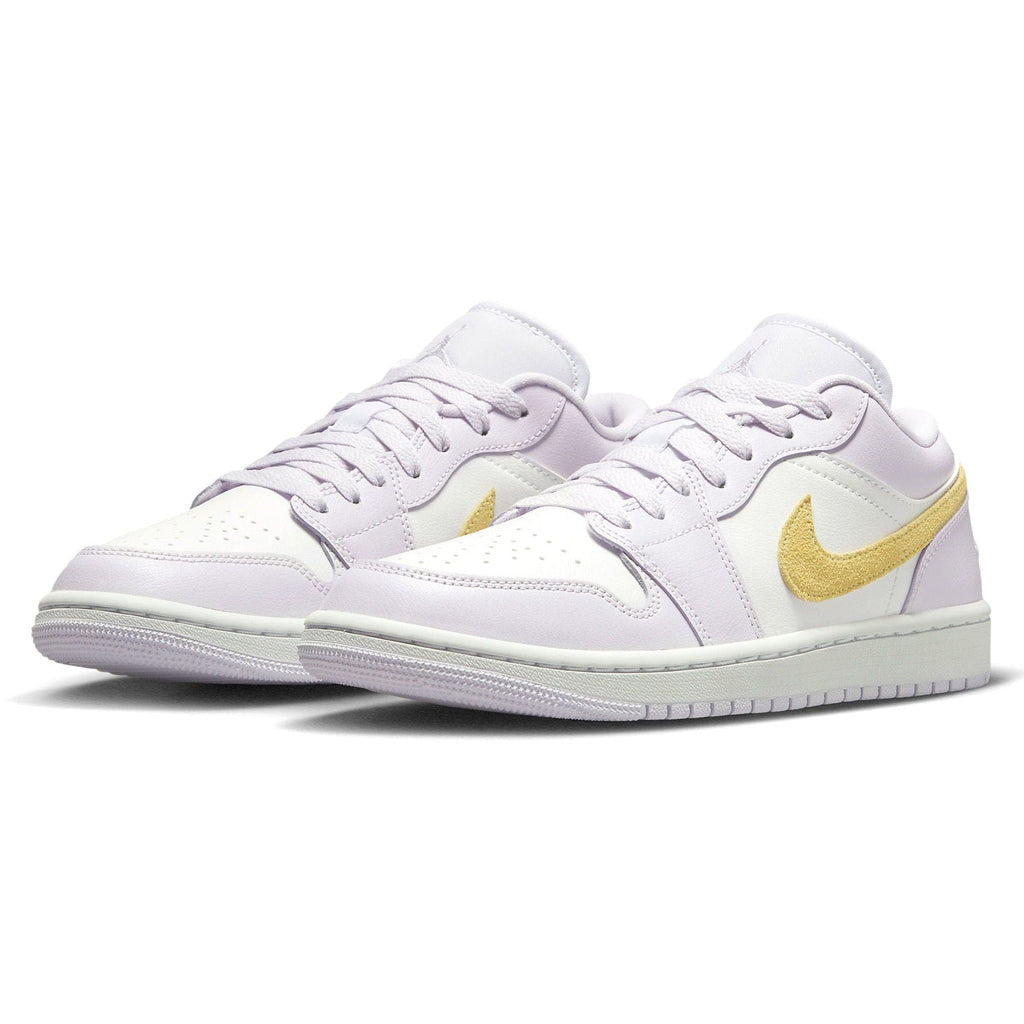 Air Jordan 1 Low Wmns Barely Grape