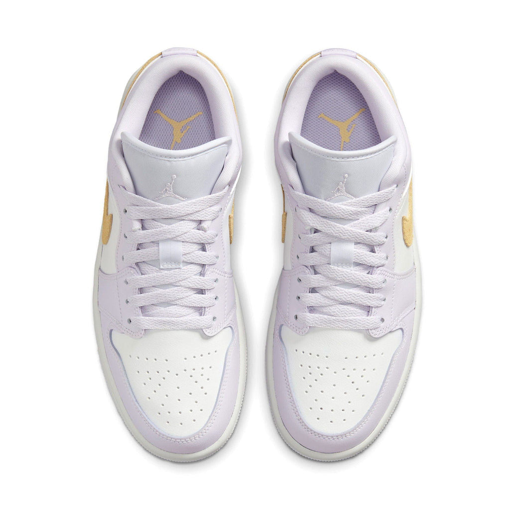 Air Jordan 1 Low Wmns Barely Grape