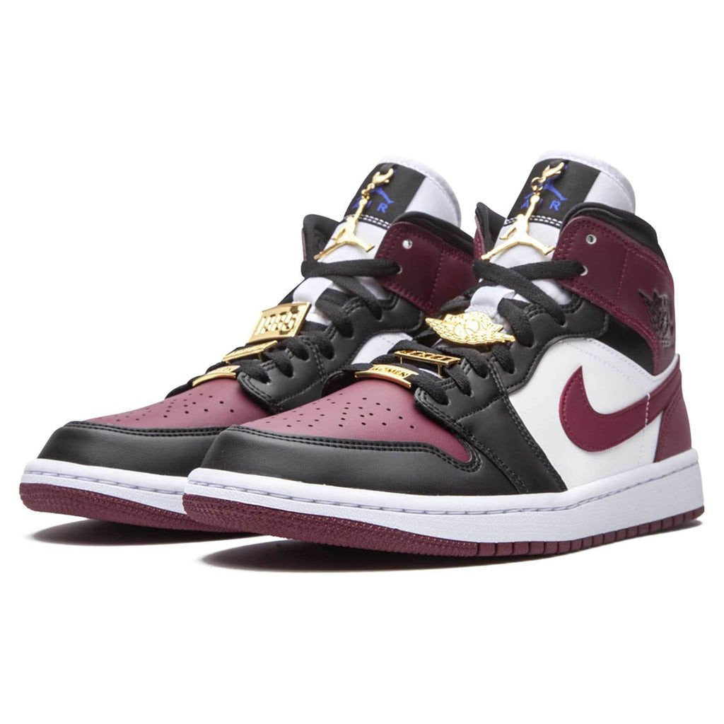 Air Jordan 1 Wmns Mid SE Gold Pendants