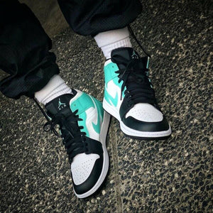 Air Jordan 1 Mid Island Green