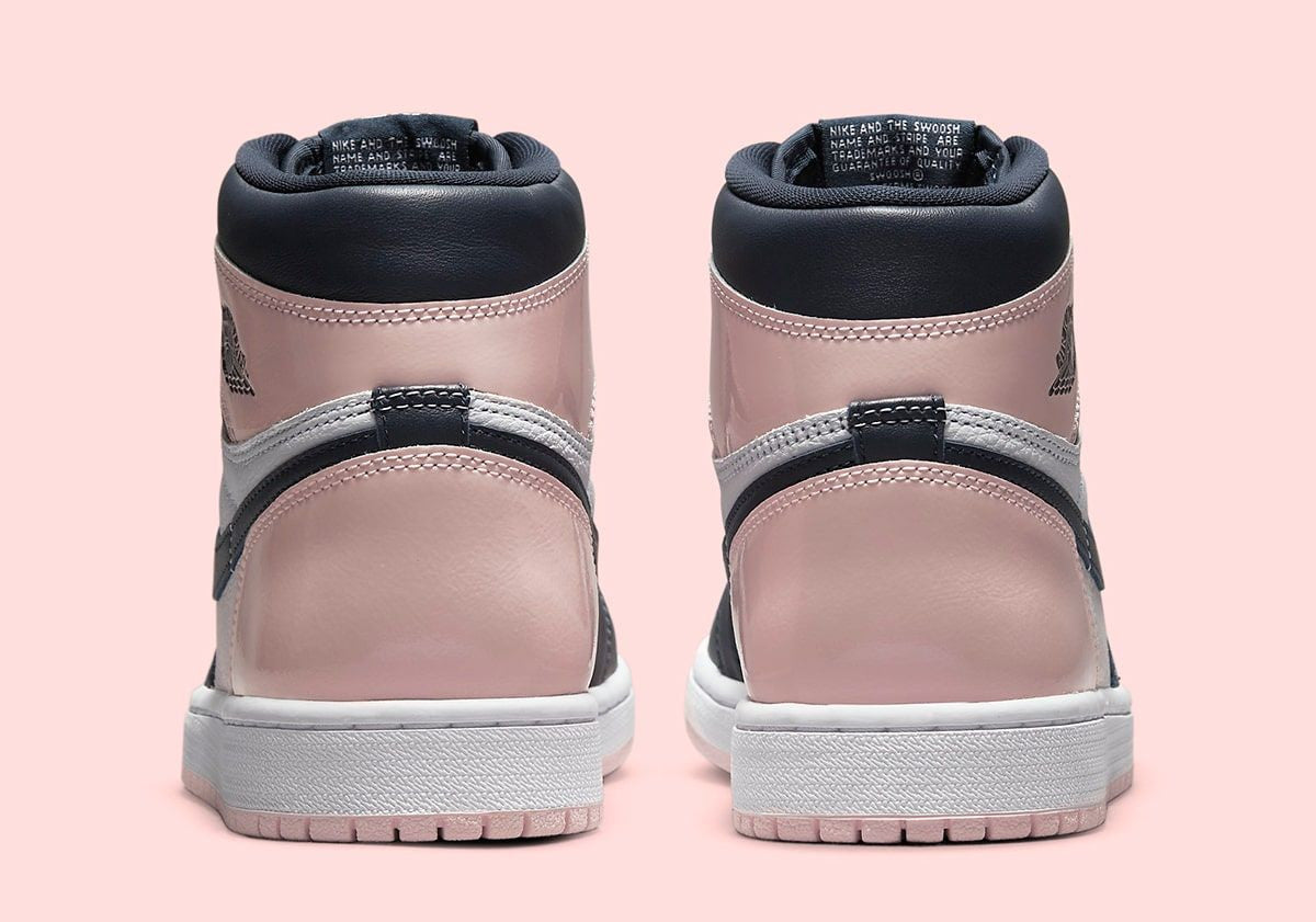 Air Jordan 1 High OG Atmosphere Bubble Gum