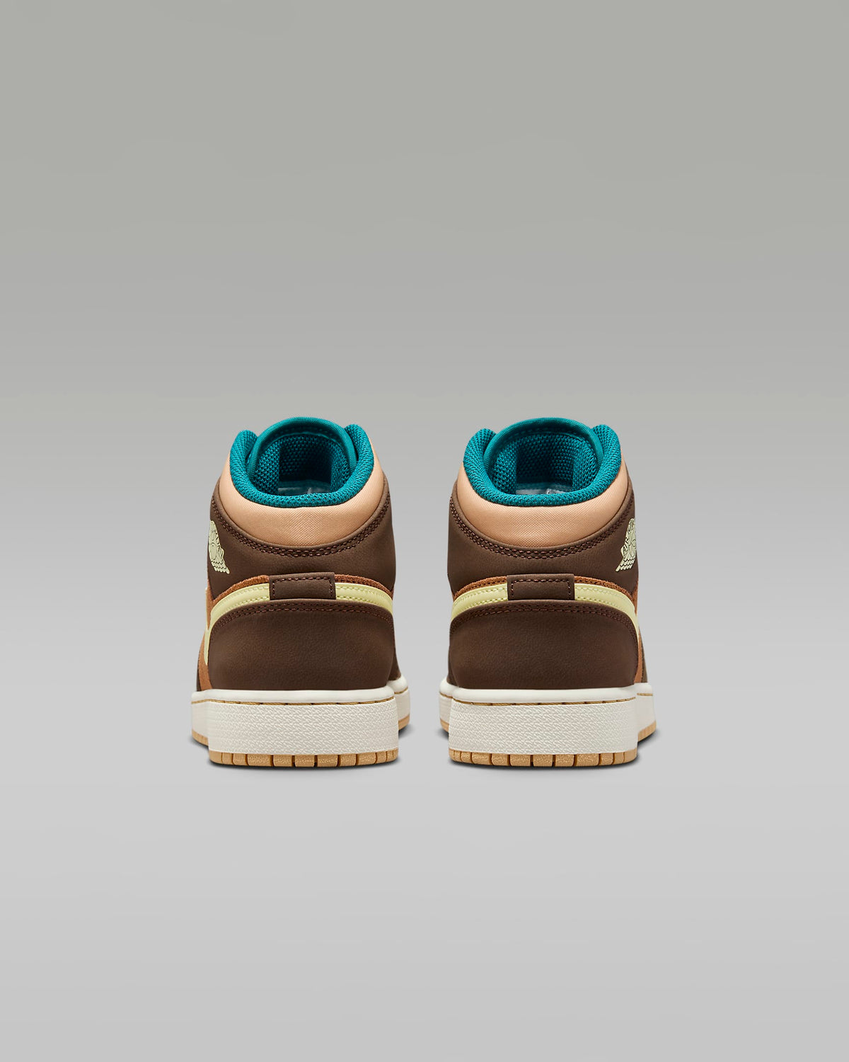 Air Jordan 1 Mid SE Cacao Wow