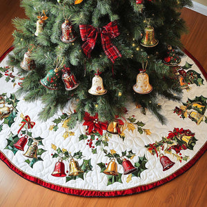 Holiday Harmony Christmas Quilted Tree Skirt Heartwarming Christmas Tree Skirt Gift for Loved Ones