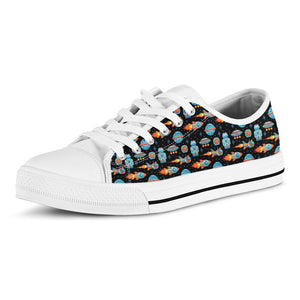 Astronaut And Space Pixel Pattern Print White Low Top Sneakers