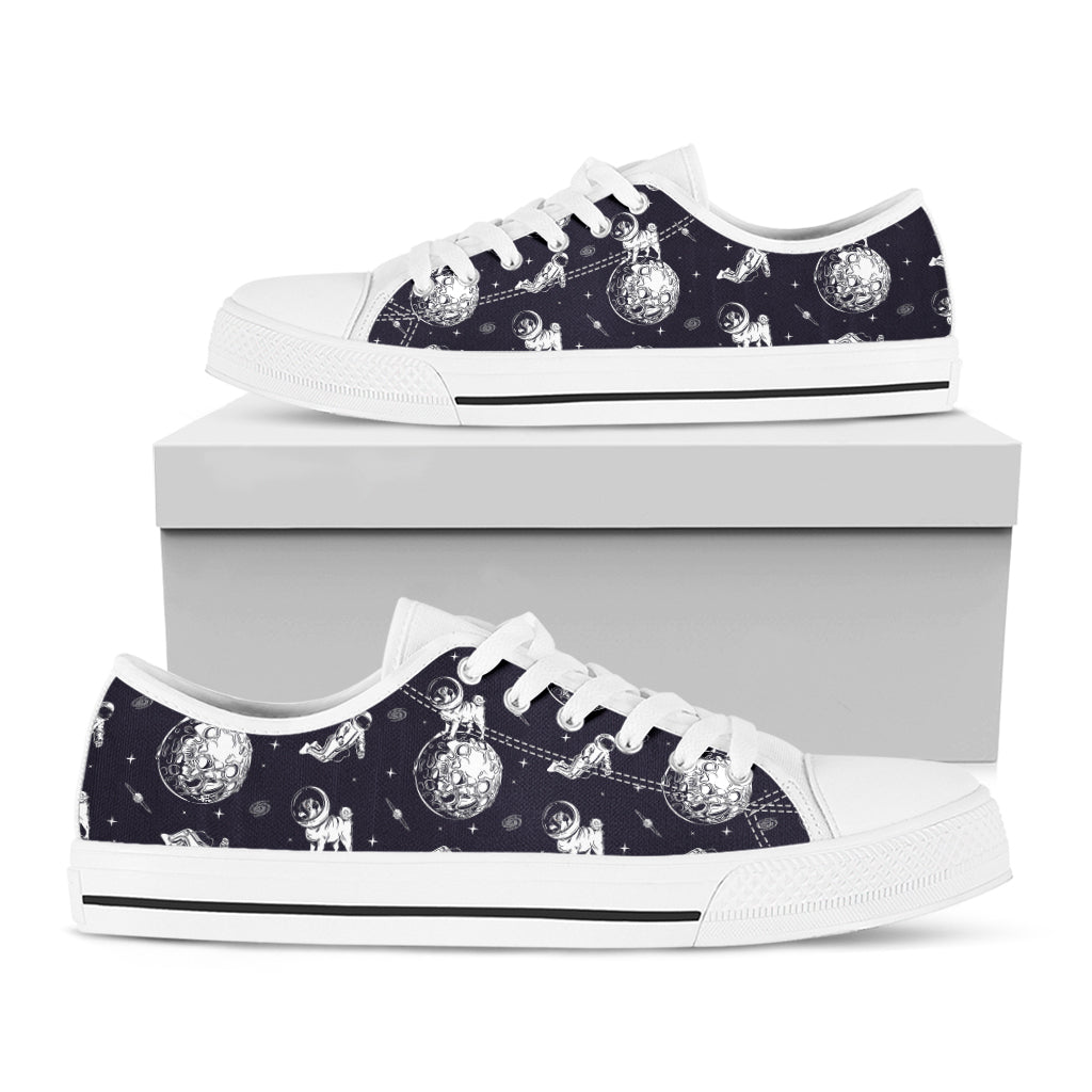Astronaut Pug In Space Pattern Print White Low Top Sneakers