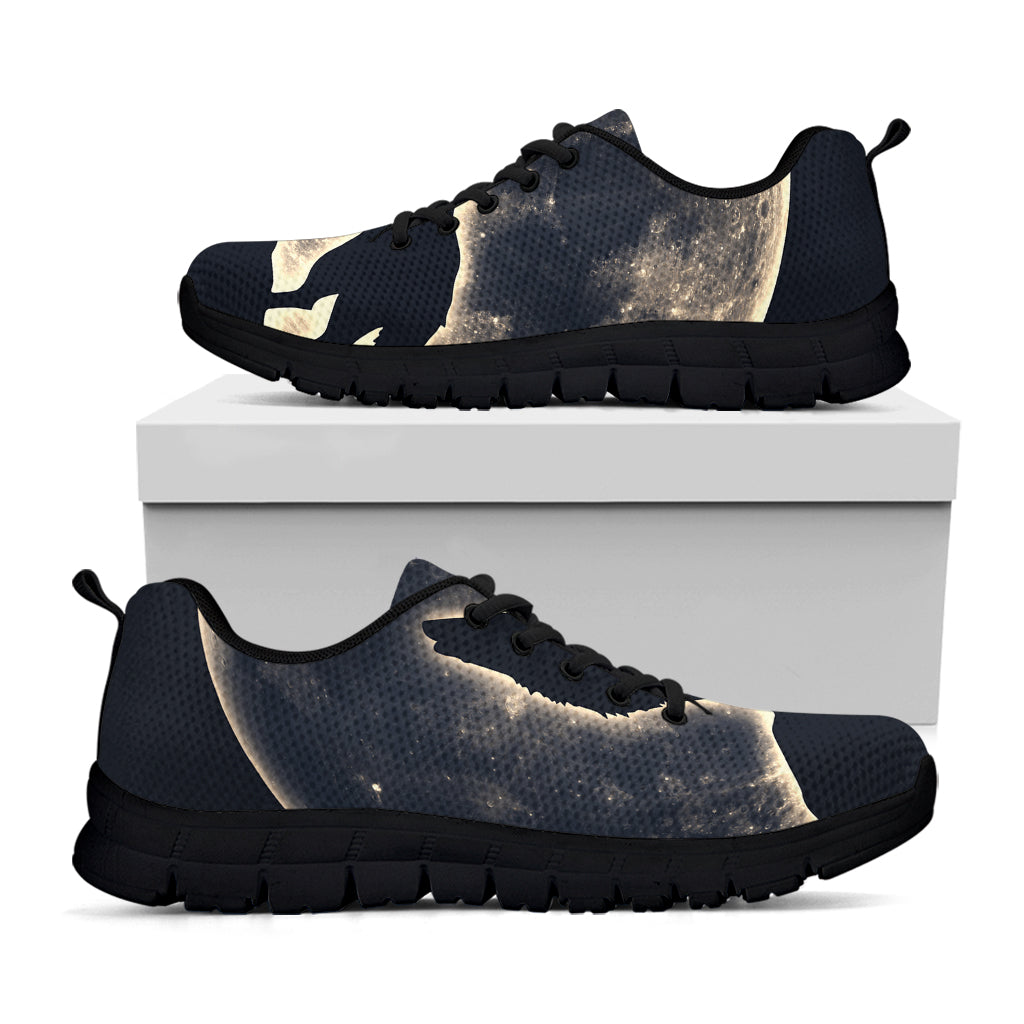 Full Moon Howling Wolf Print Black Running Shoes