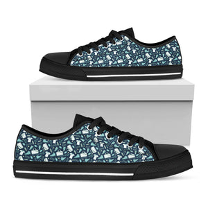 Lacrosse Equipment Pattern Print Black Low Top Sneakers
