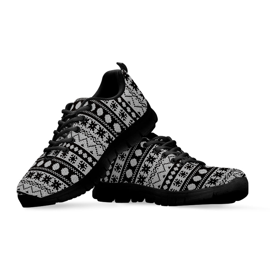 White And Black Knitted Pattern Print Black Running Shoes