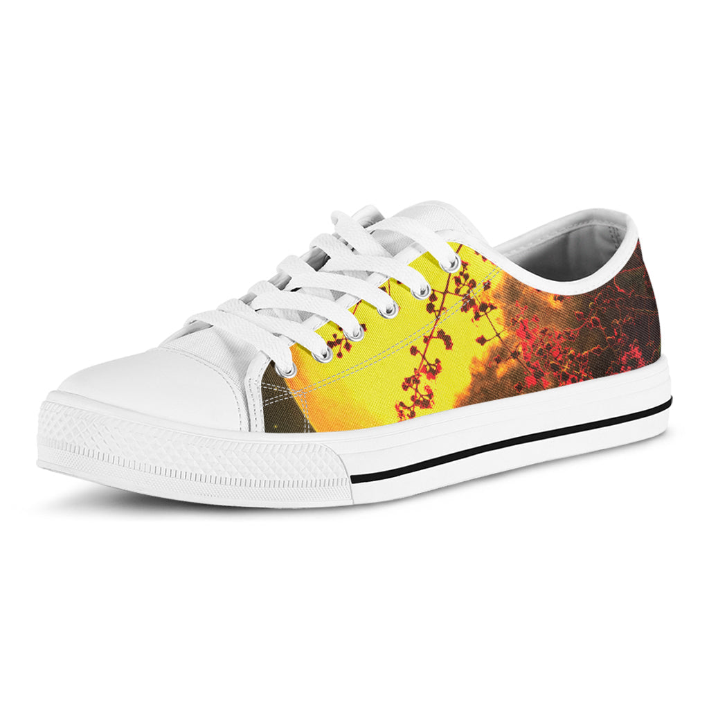 Yellow Full Moon Print White Low Top Sneakers